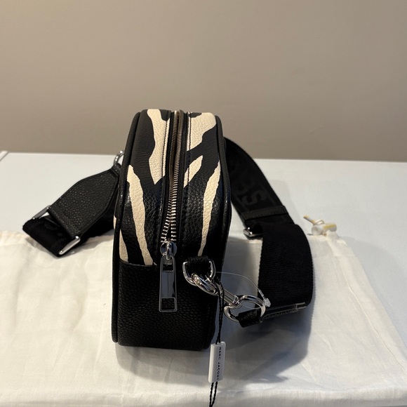 Marc Jacobs Zebra Stripe Camara Bag NWT - Picture 4 of 7
